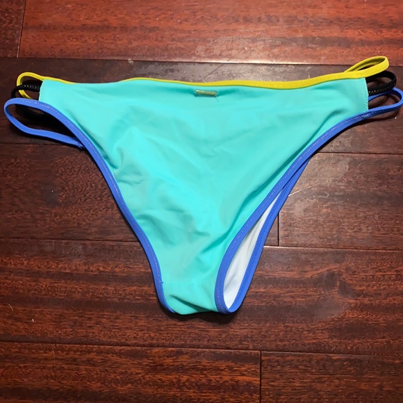 VS bikini bottom - Picture 4 of 4